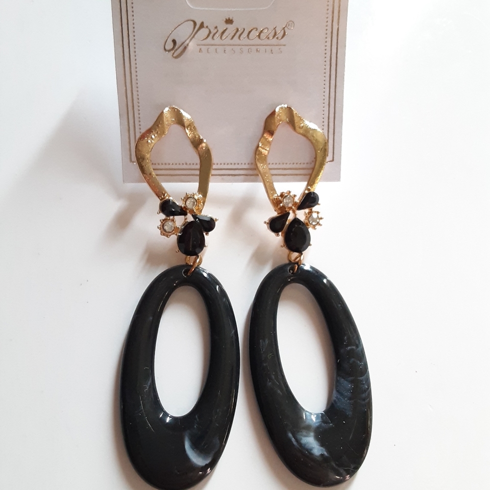 Princess Accessories Dangle Acrylic Earrings